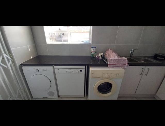 3 BEDROOM TOWNHOUSE RENTED IN BEN KAMMA